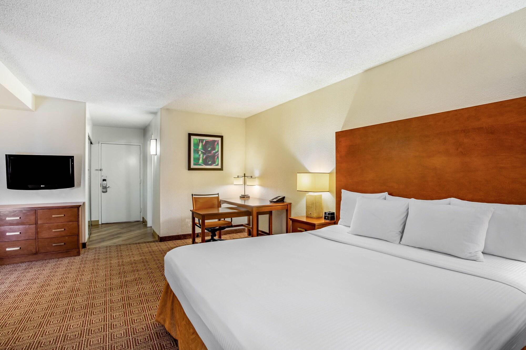 La Quinta By Wyndham Danbury Hotel Buitenkant foto